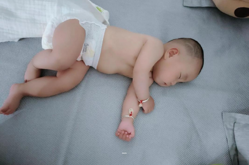 泽州宝宝咳嗽发烧拉肚子